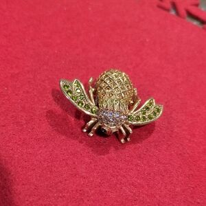 Vintage Signed Joan Rivers Elegant Gold Bee Pineapple Brooch with Green Accents